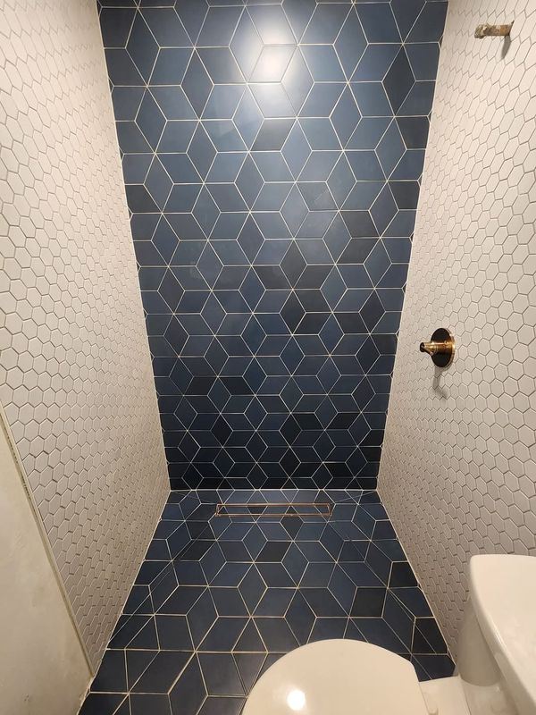Bathroom Tiling gallery