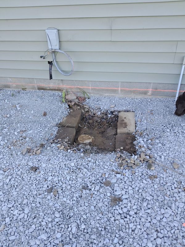 Tunnel's To Towers - ADA Compliant, Deck and Bath
