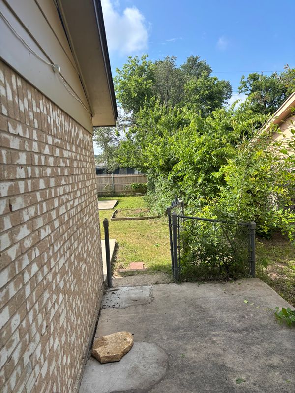 Shrubbery trimming and removal