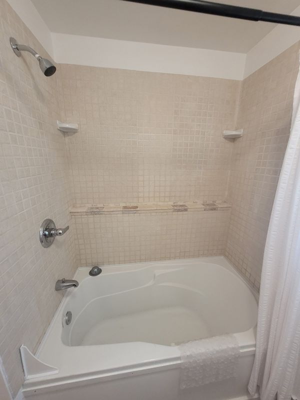 Custom Tile Showers