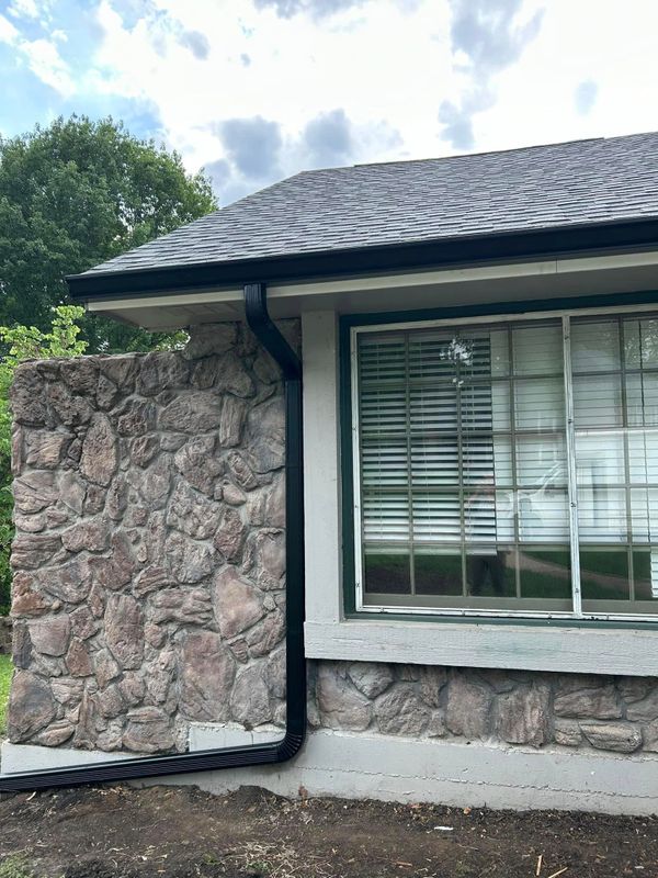 Gutter Cleaning & Maintenance