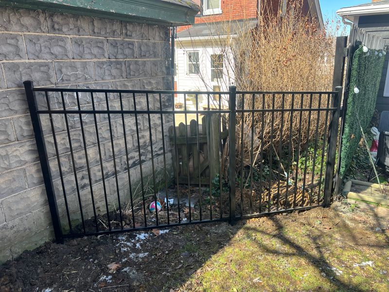 Elegant and Secure: Fratelli Contracting's Transformative Fencing Solution