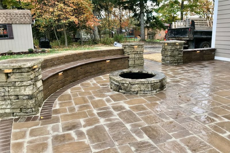 Outdoor Fireplaces gallery