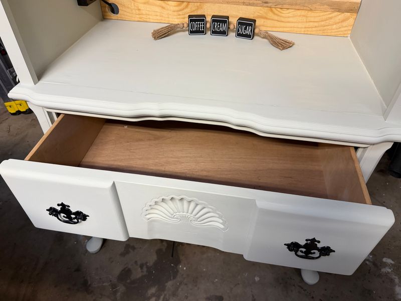 Kitchen and Cabinet Refinishing