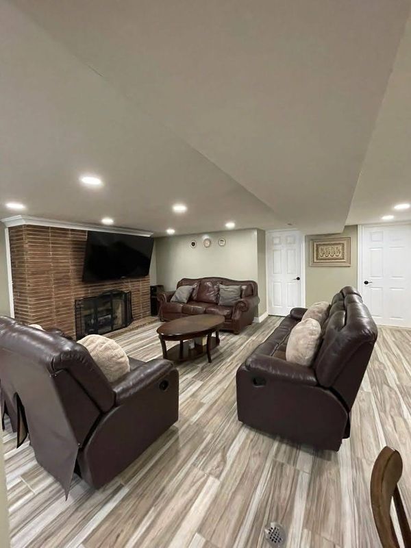 Living Rooms 