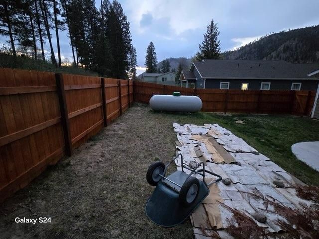 "Revitalizing Privacy: Superior MT Backyard Fence Transformation by J&S Development"