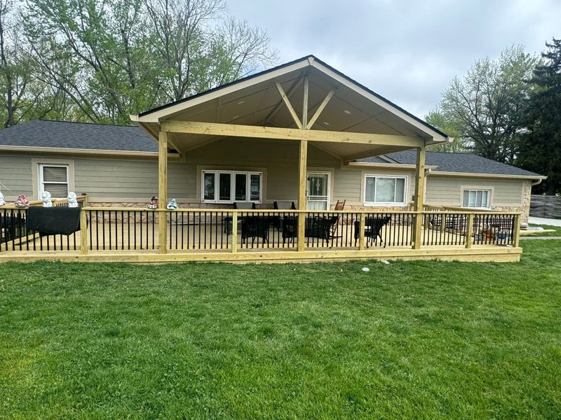 Custom Deck & Patio Construction