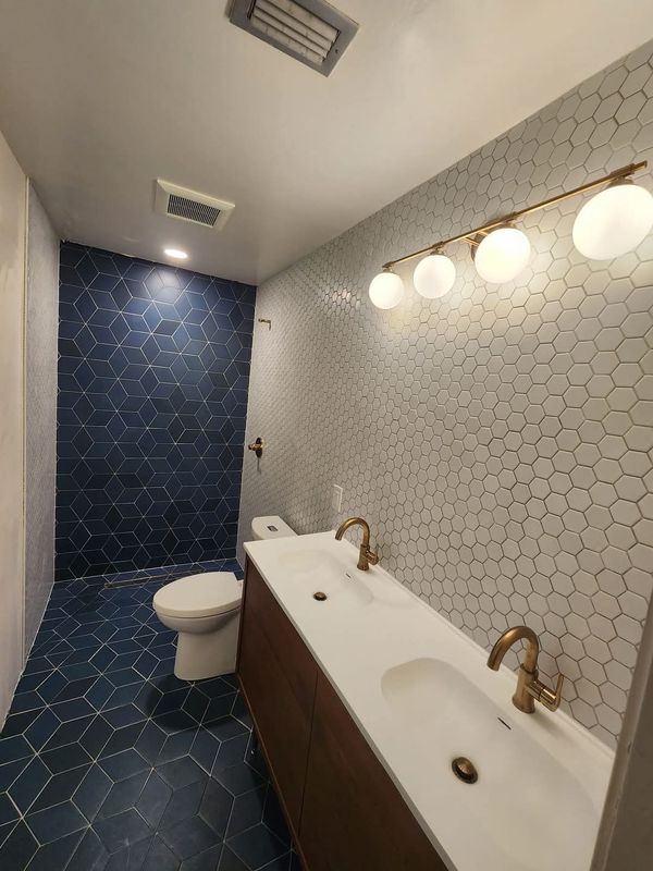 Bathroom Tiling gallery
