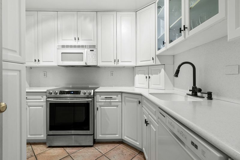 Cabinet Refinishing