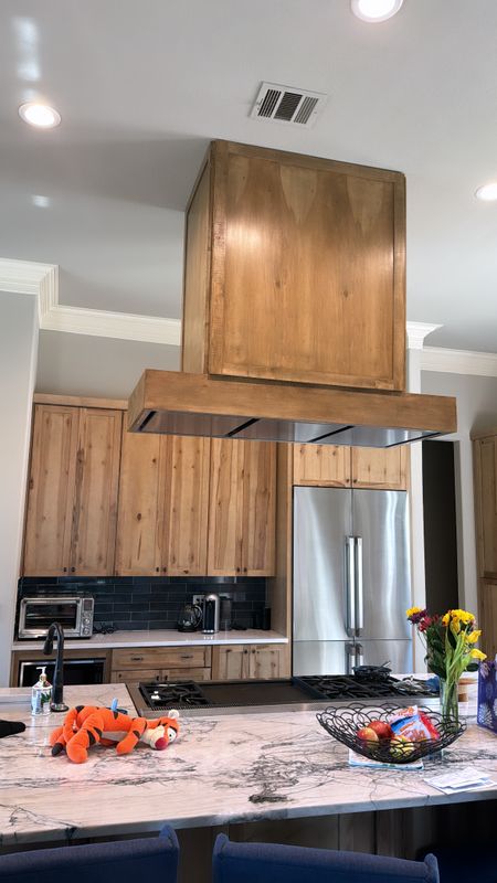 Kitchen and Cabinet Refinishing