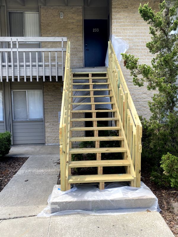 Carpentry - Decks, Fences, Pergolas and Cabinetry