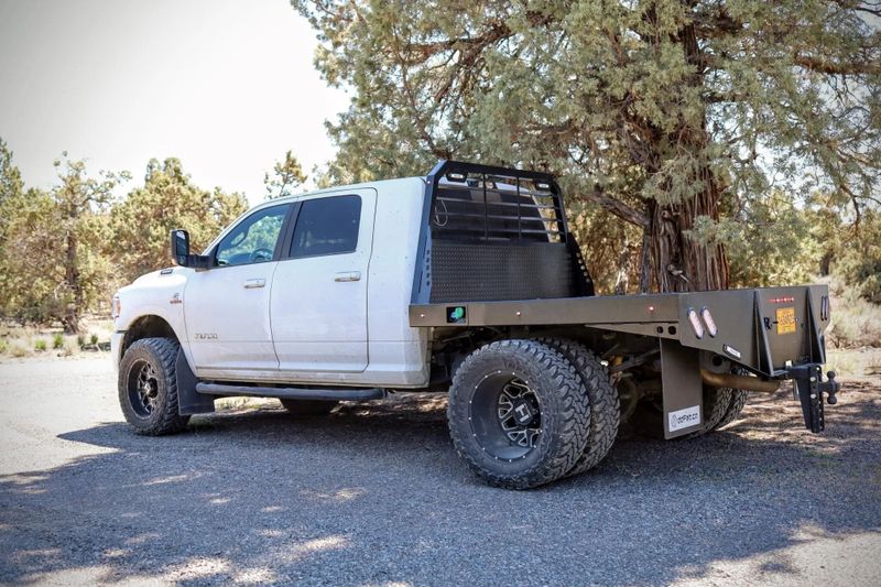 Custom Flatbeds