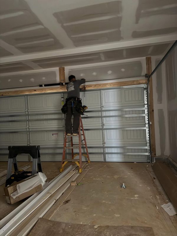 Garage Door Installation & Repair