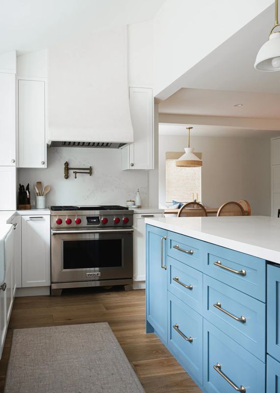 Custom Cabinet Finishes