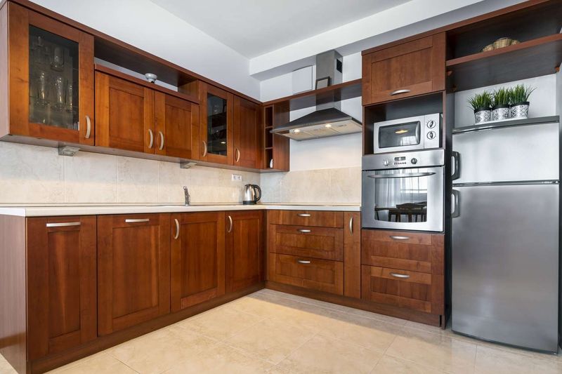 Kitchen and Cabinet Refinishing