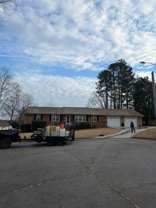 Driveway & Sidewalk Cleaning