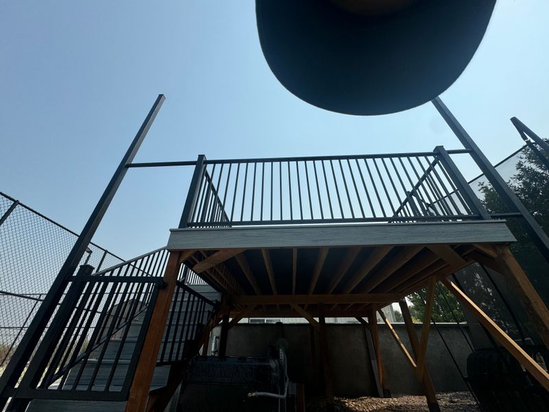 Custom decks & handrails