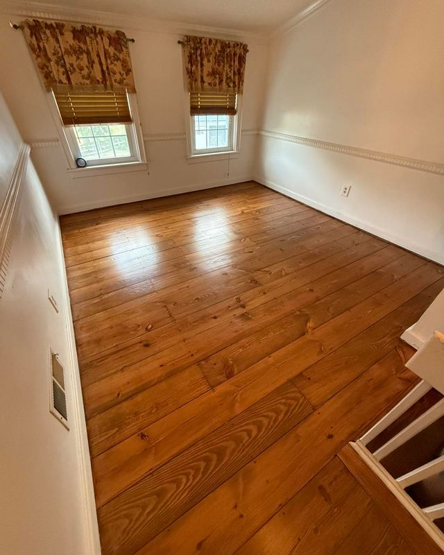 Pine Flooring Refinish