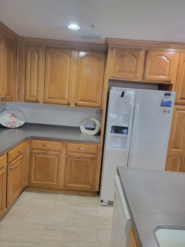 Kitchen cabinets 