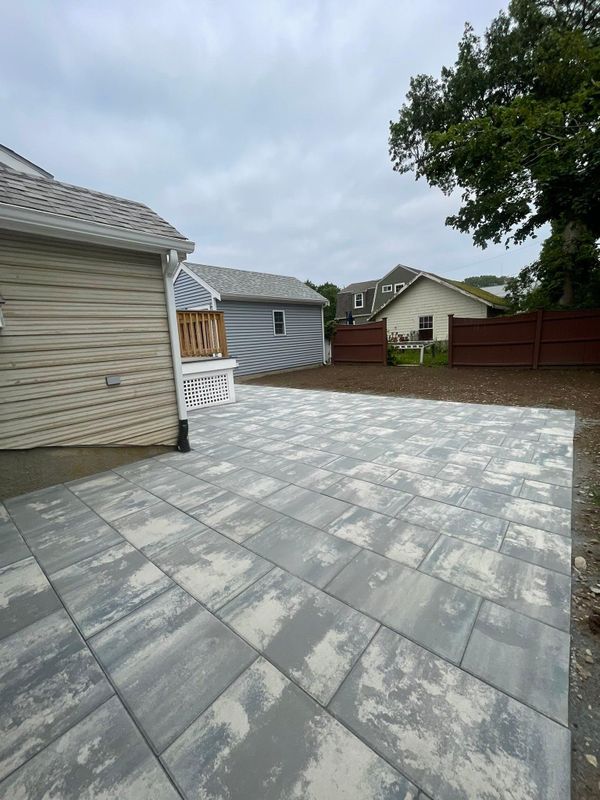 Custom Decks & Home Additions