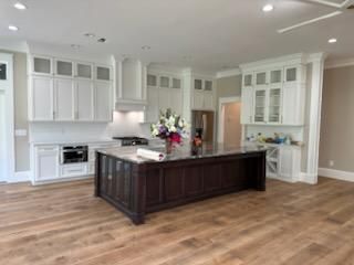 Kitchen and Cabinet Refinishing