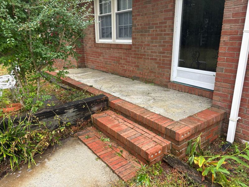 Hardscape Cleaning