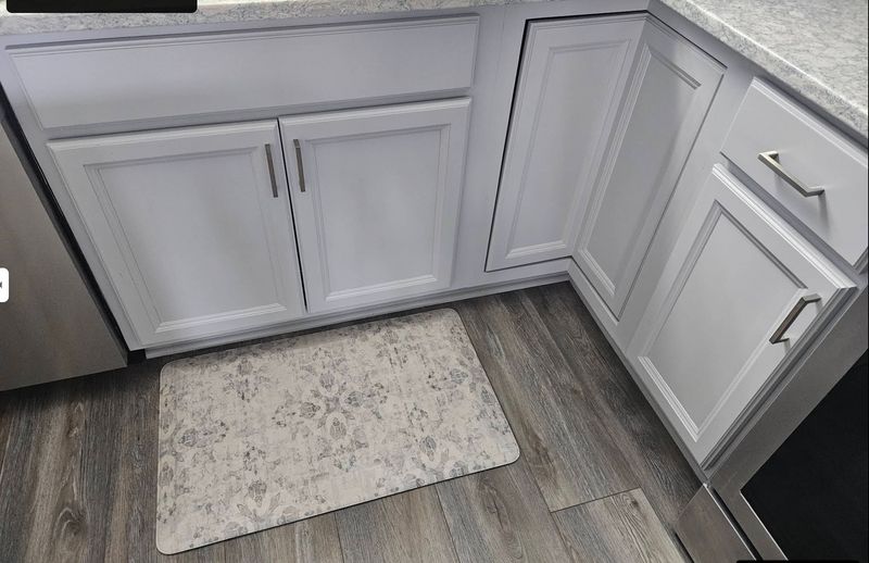 Custom Cabinet Finishing