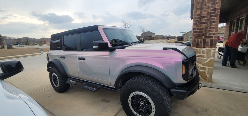 Full & Partial Vehicle Wrap
