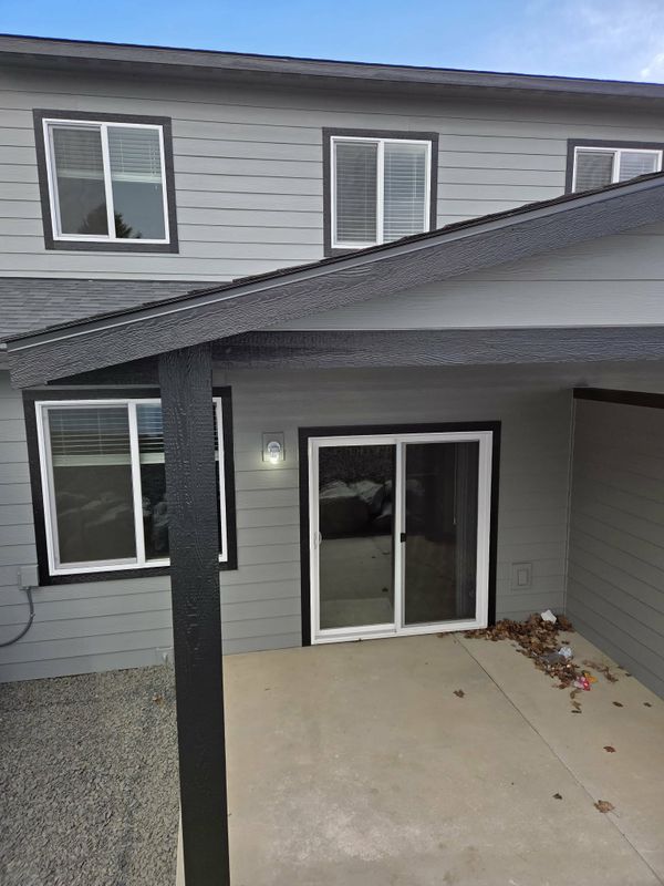 Modern Elegance Unveiled: True Legacy Painting's Masterful Exterior Transformation