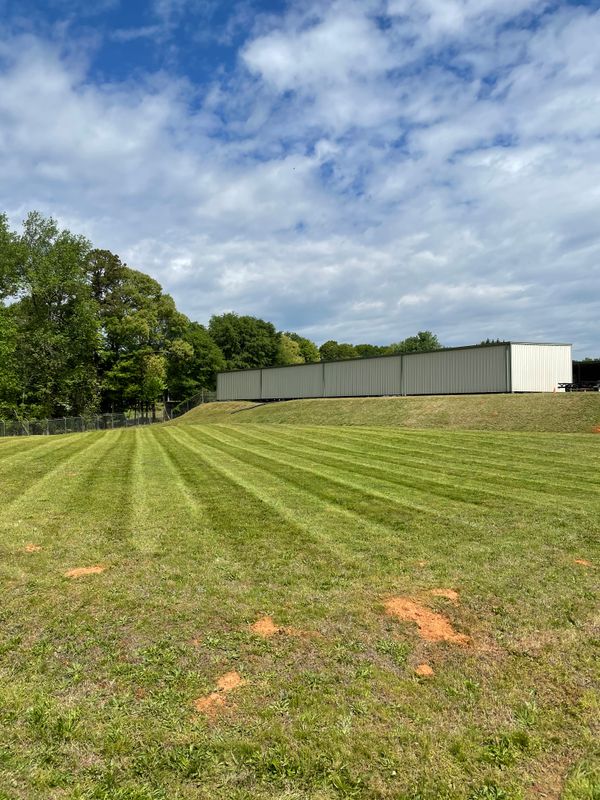 Lawn & Landscape Maintenance