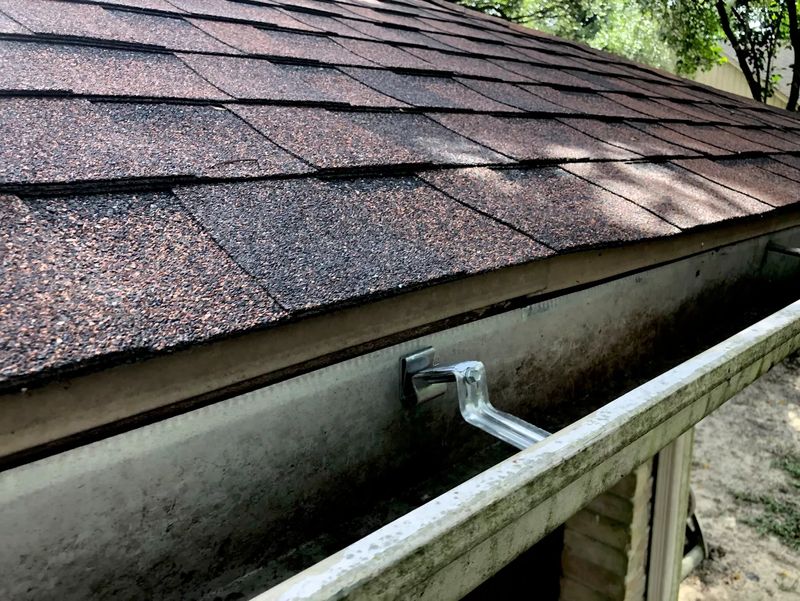 Gutter Cleaning gallery