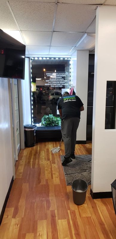 Commercial Deep Cleaning