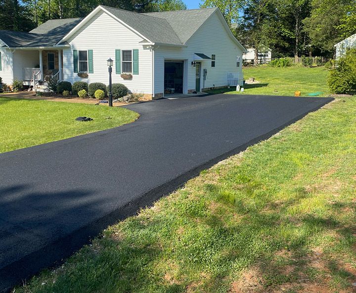 Residential Asphalt Paving