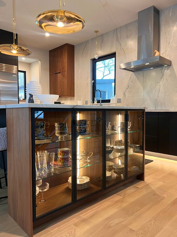 Kitchen and Cabinet Refinishing