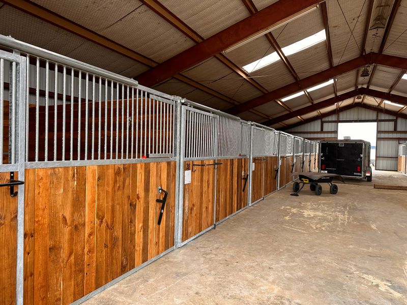 Custom Horse Barns