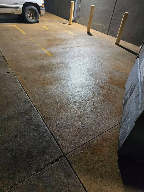 Hardscape Cleaning