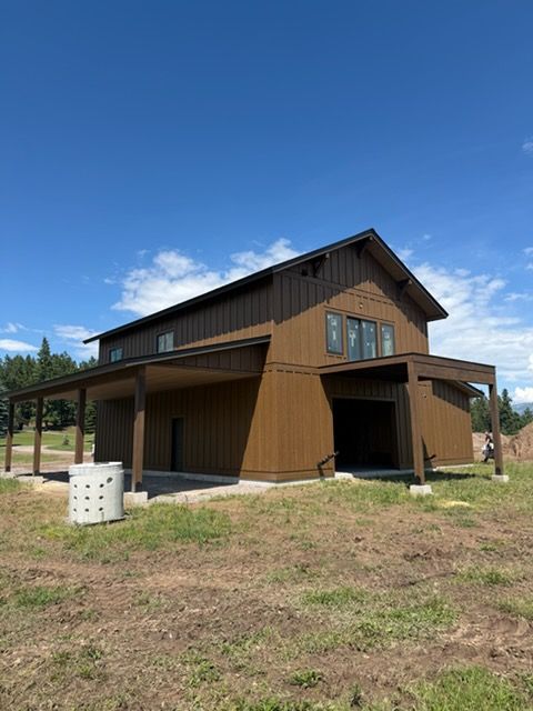 Rural Elegance: Transforming Open Land into a Rustic Retreat