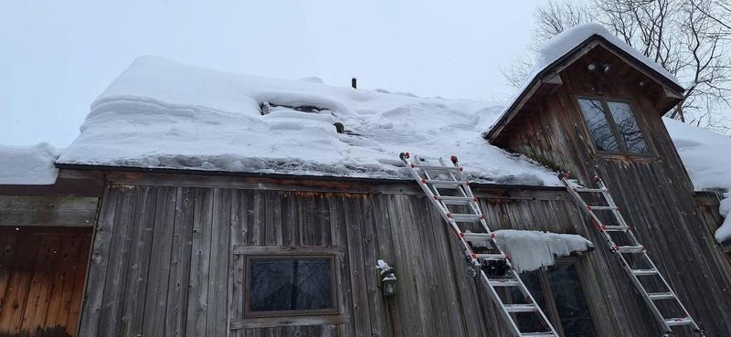 Residential Roofing Snow & Ice Removal Services 