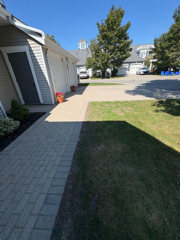 Interlock Pressure Washing & Re-Sanding