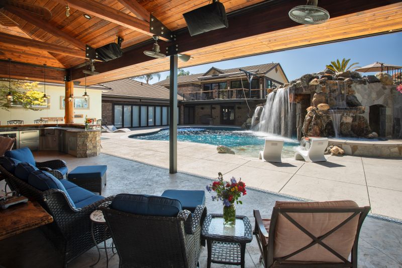 Custom Pool Design