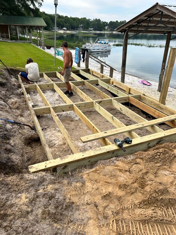 Seawall/ Retaining wall