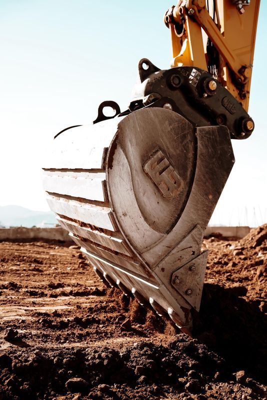Residential & Commercial Excavation