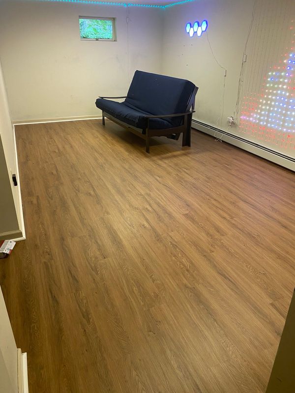 Vinyl and Laminate Flooring