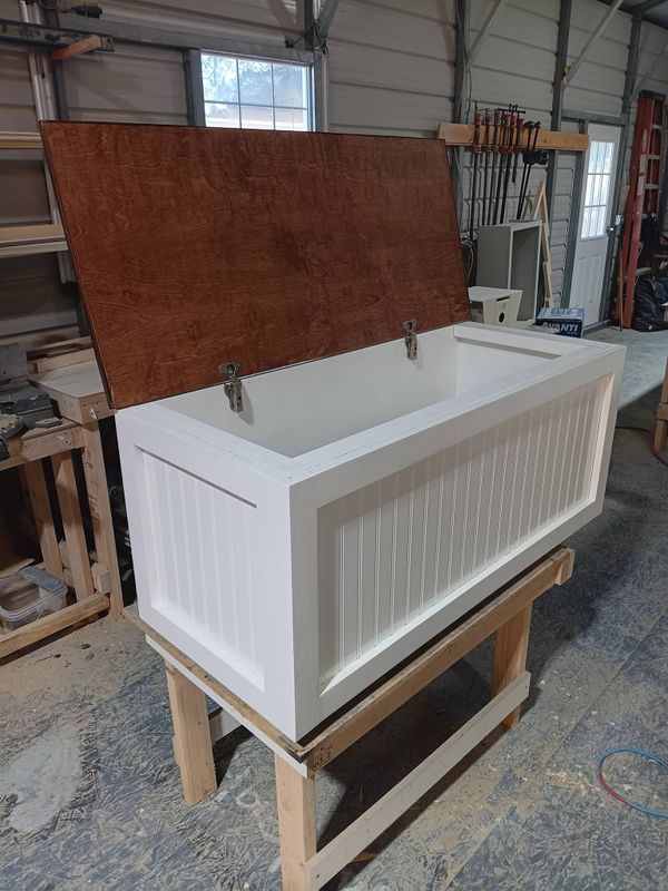 Custom Cabinet Manufacturing