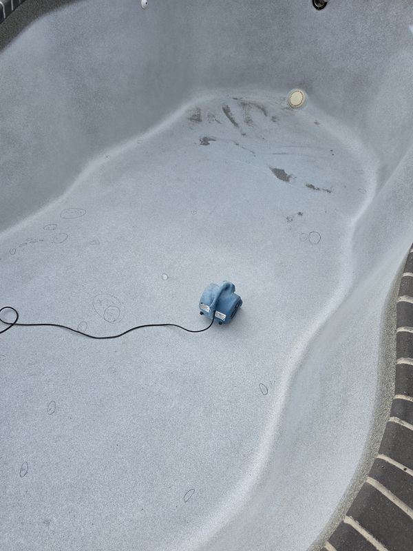 Pool Repair and Maintenance