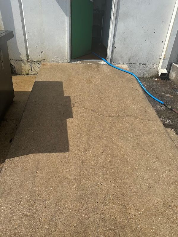 Pressure Washing gallery