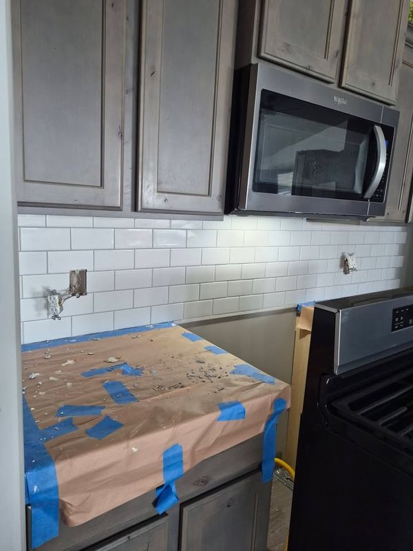Kitchen Backsplash Installation