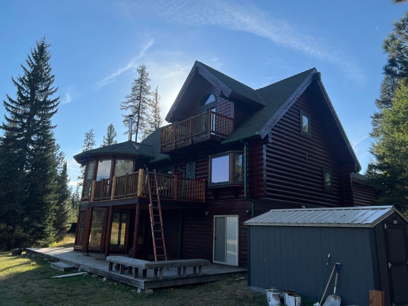 Log Home Staining in Montana