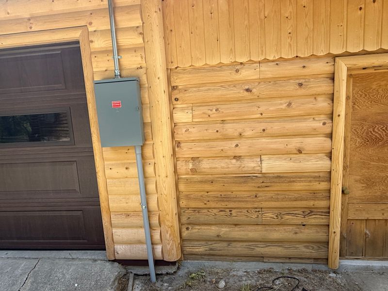 Log Home Restoration