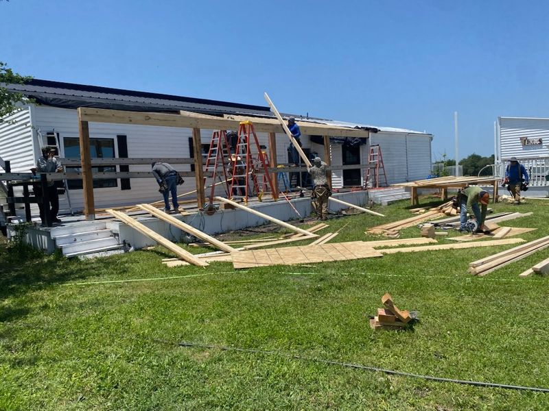 Reviving the Back Porch: New Construction in Muldoon, TX